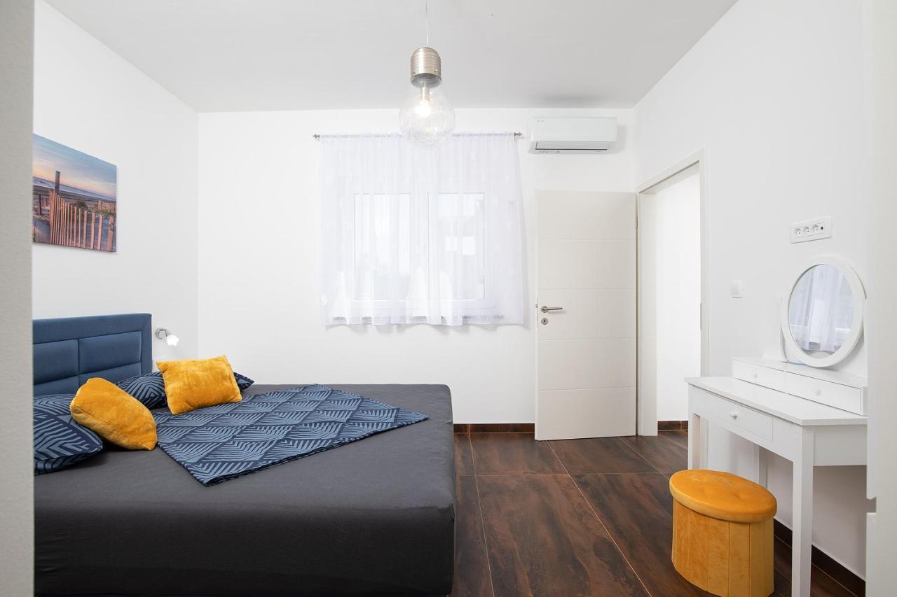 Villa L&L Medulin Kültér fotó